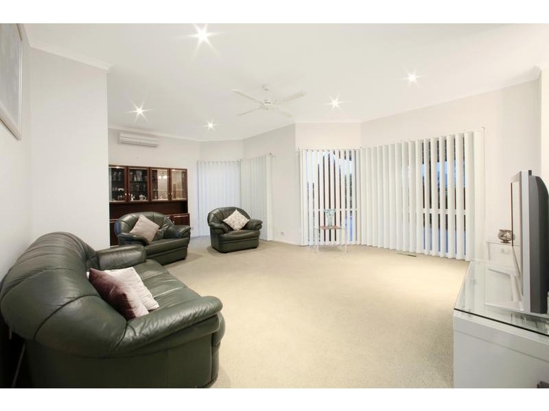 60 Simon Avenue, Rowville VIC 3178