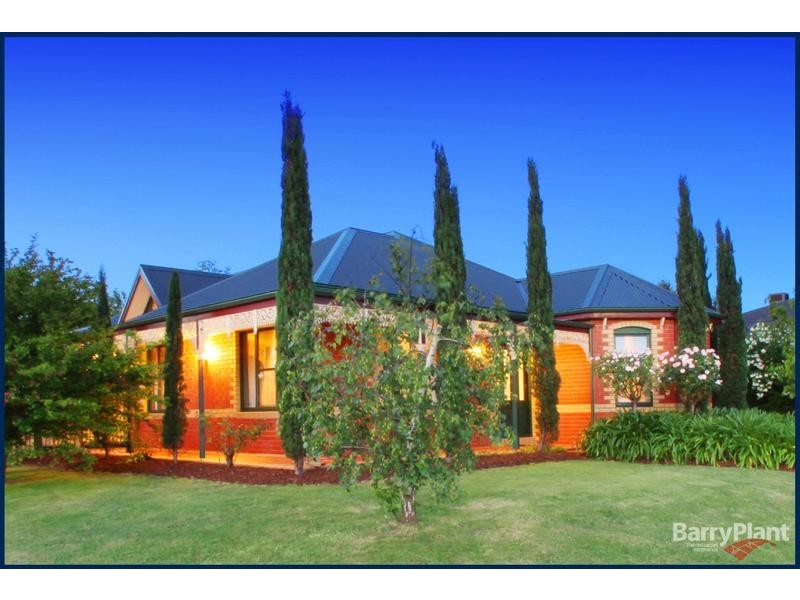 11 Ashbee Court, Rowville VIC 3178
