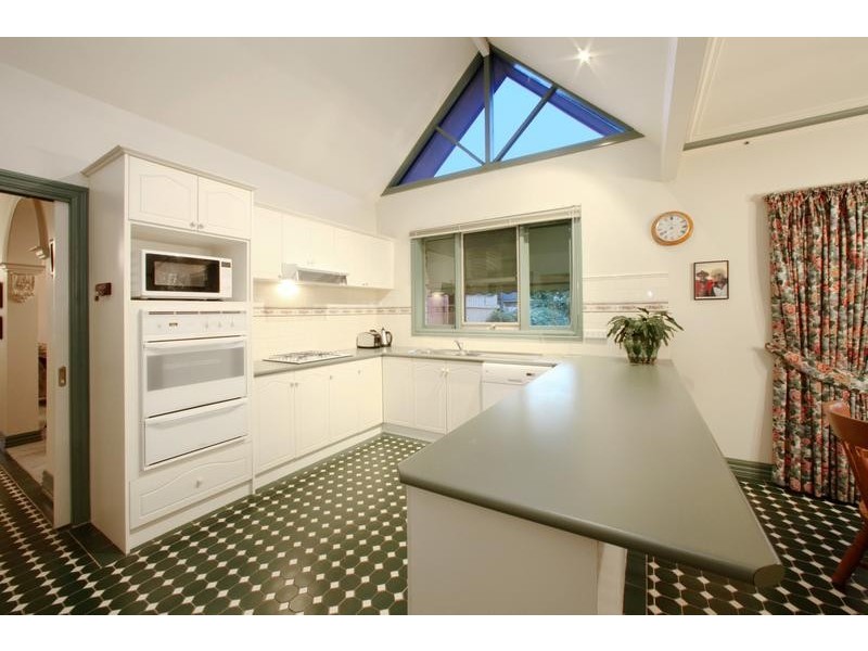 11 Ashbee Court, Rowville VIC 3178