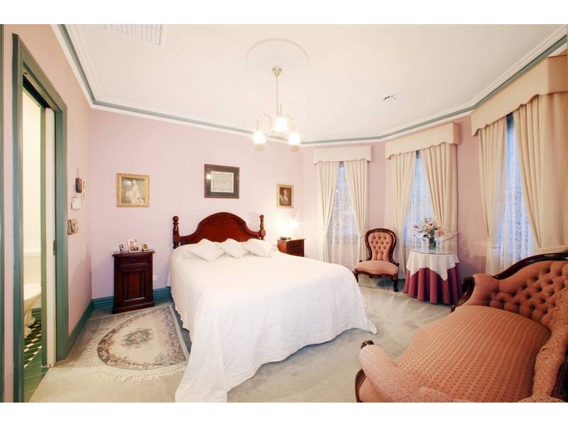 11 Ashbee Court, Rowville VIC 3178