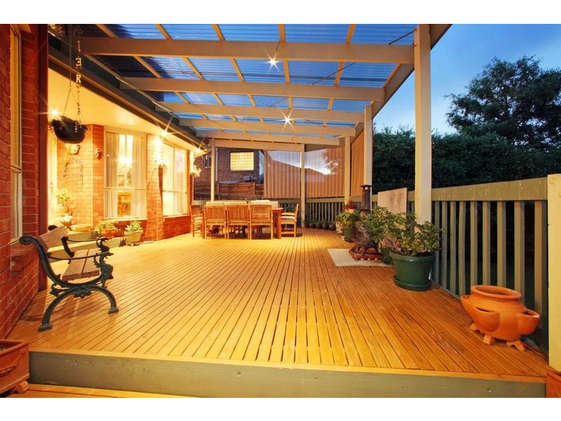 77 Oaktree Rise, Lysterfield VIC 3156