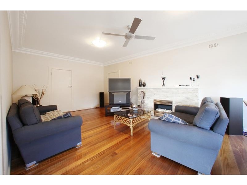 1/122 Glenfern Road, Ferntree Gully VIC 3156