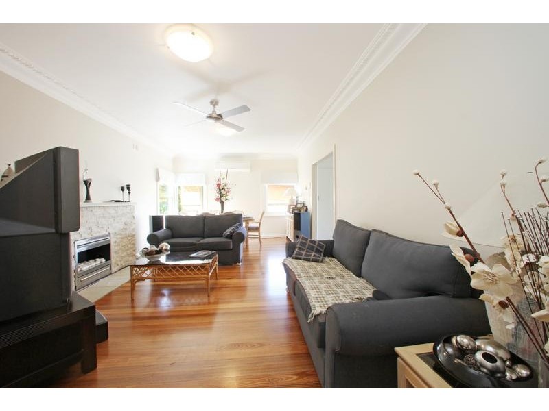 1/122 Glenfern Road, Ferntree Gully VIC 3156