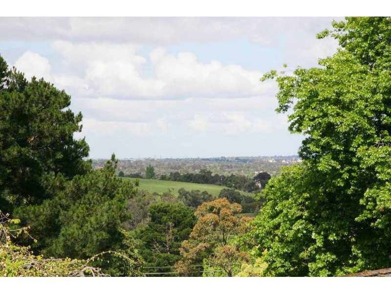 1/122 Glenfern Road, Ferntree Gully VIC 3156