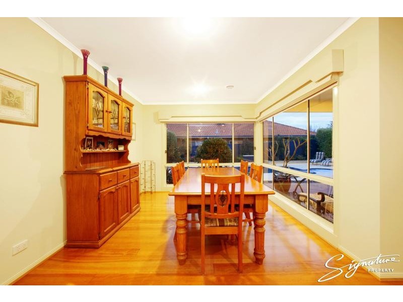 4 Helmsley Avenue, Lysterfield VIC 3156