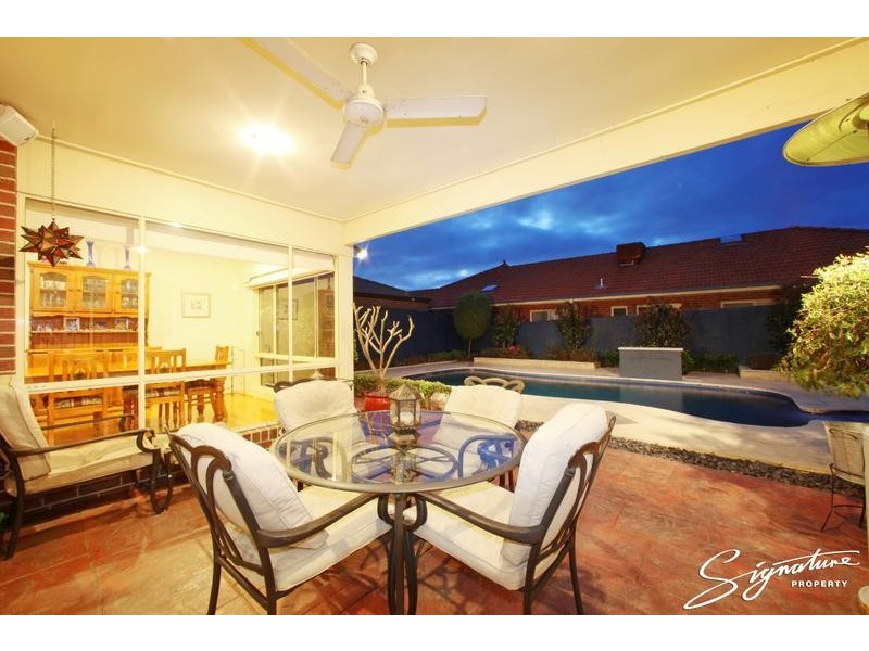 4 Helmsley Avenue, Lysterfield VIC 3156