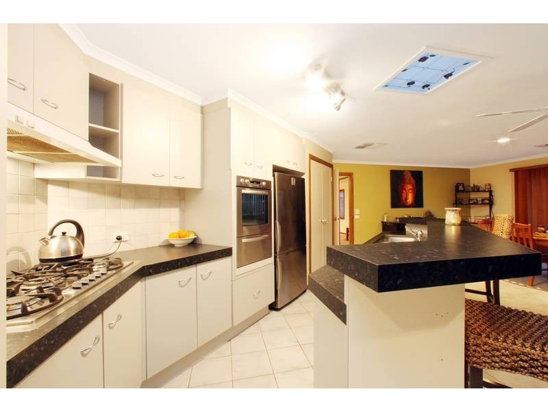 7 Brogden Court, Rowville VIC 3178