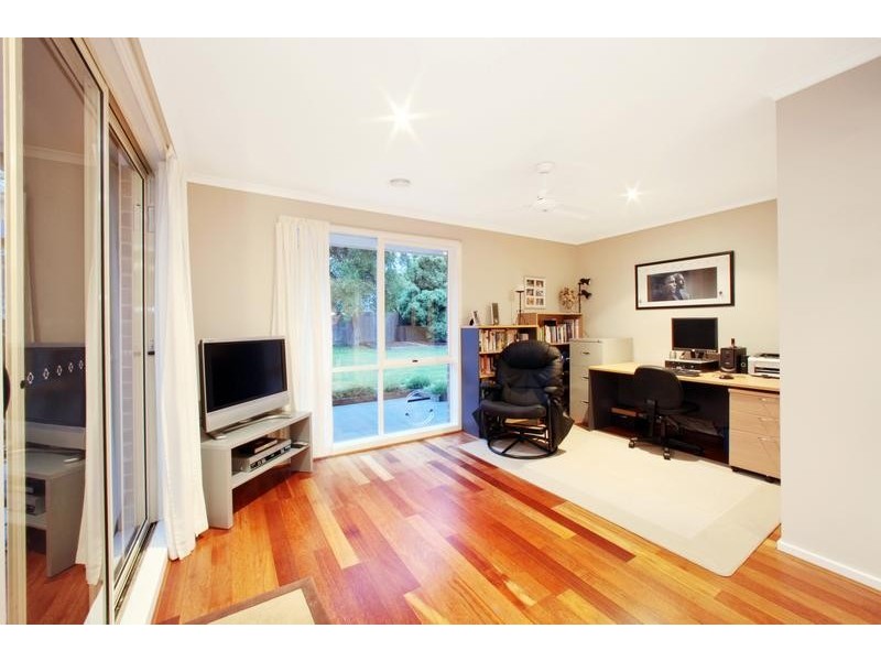 296 Windermere Drive, Ferntree Gully VIC 3156