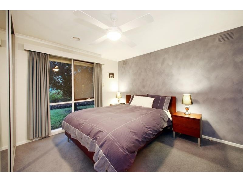 296 Windermere Drive, Ferntree Gully VIC 3156