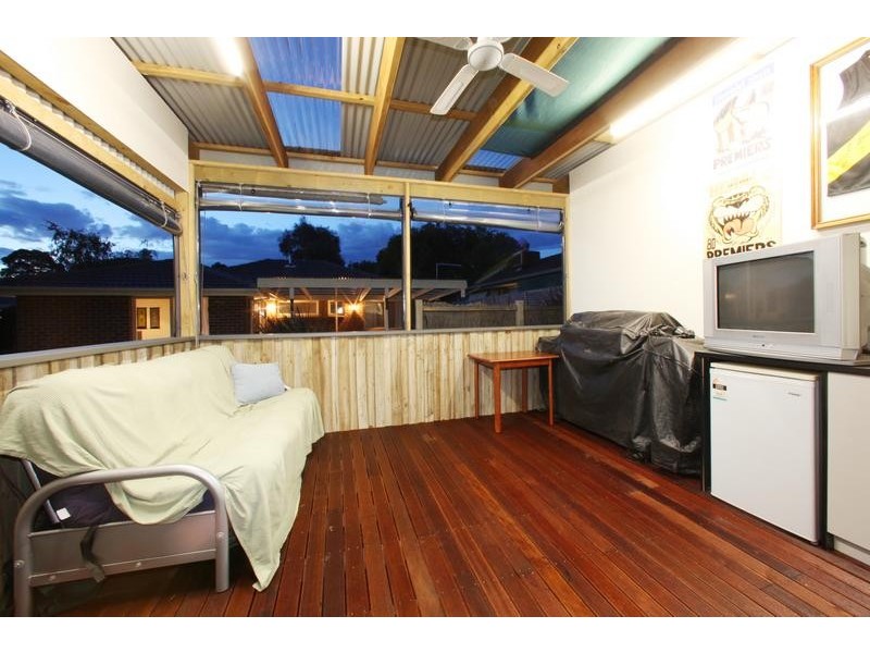 296 Windermere Drive, Ferntree Gully VIC 3156