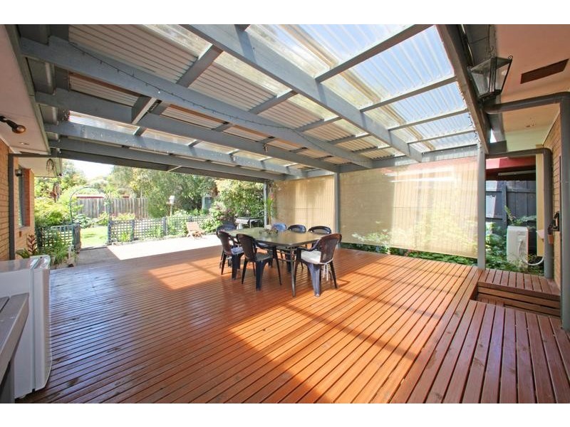 17 Dairy Lane, Ferntree Gully VIC 3156