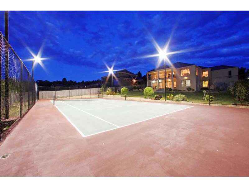 5 Hill Edge Court, Lysterfield South VIC 3156