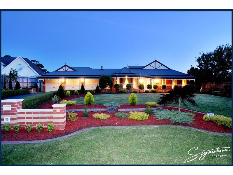 16 Forrest Hill Grove, Lysterfield South VIC 3156