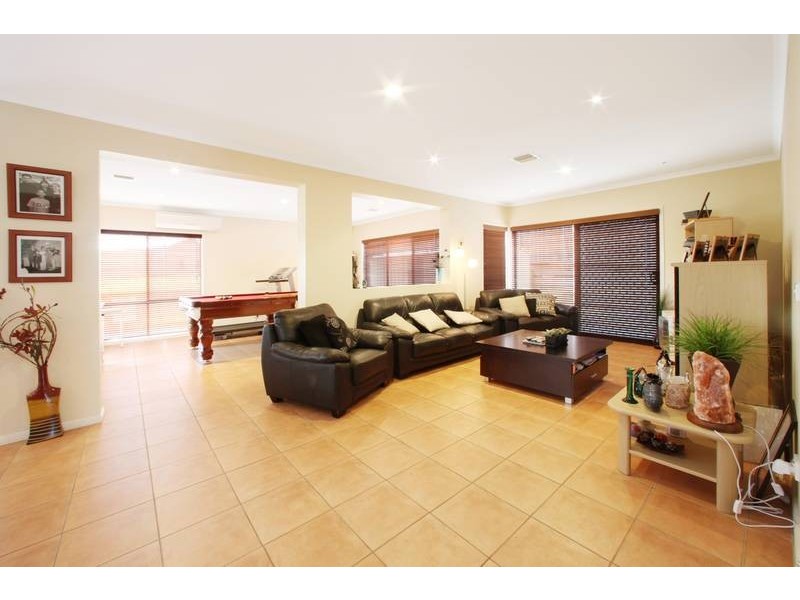 69 Major Crescent, Lysterfield VIC 3156