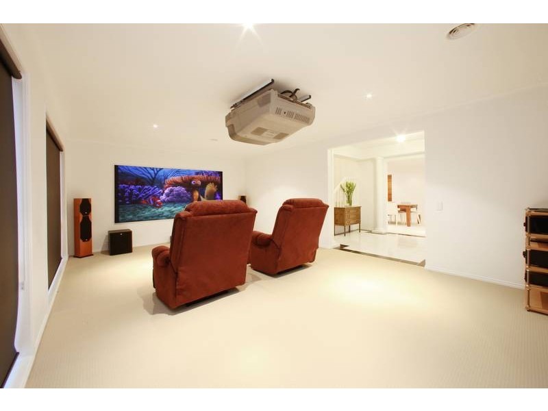 122 Liberty Avenue, Rowville VIC 3178