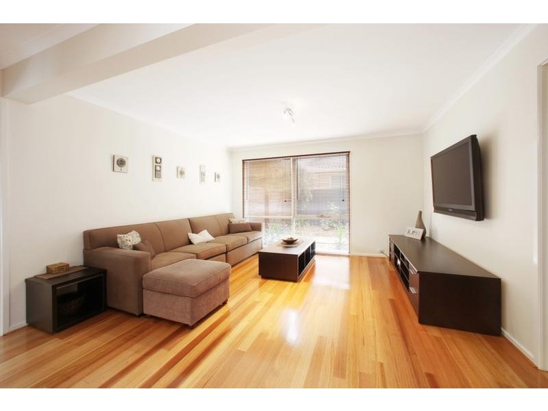 16 Lakesfield Drive, Lysterfield VIC 3156