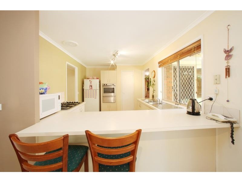 74 Lakesfield Drive, Lysterfield VIC 3156