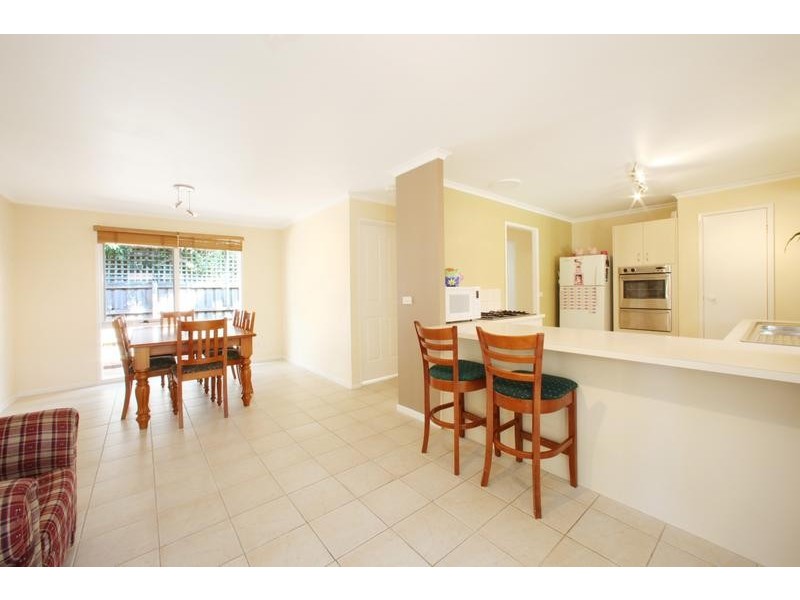 74 Lakesfield Drive, Lysterfield VIC 3156