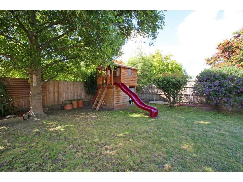 74 Lakesfield Drive, Lysterfield VIC 3156