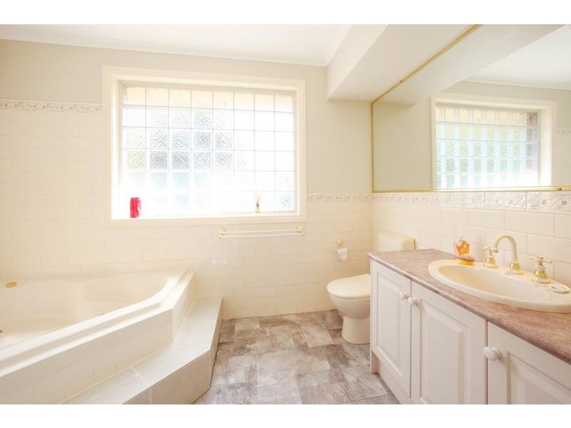 31 Willow Road, Upper Ferntree Gully VIC 3156