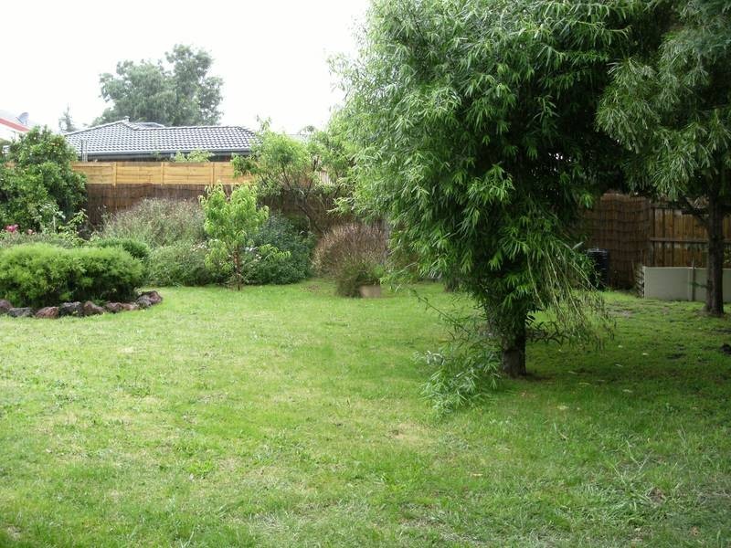 14 Chirnside Road, Berwick VIC 3806