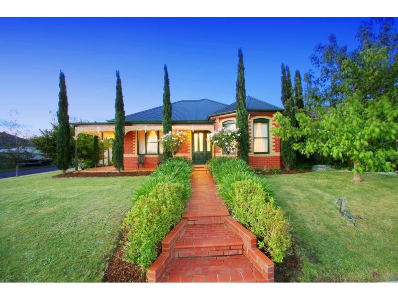 11 Ashbee Court, Rowville VIC 3178