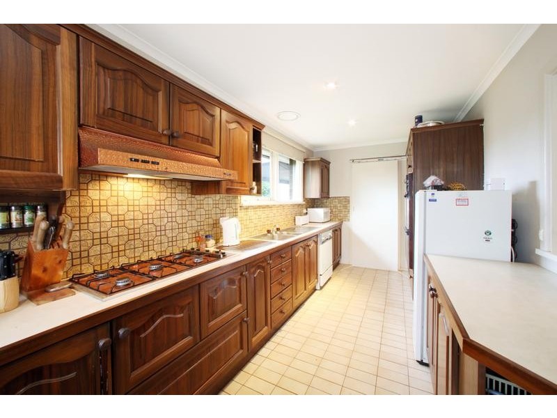 33 Christie Street, Knoxfield VIC 3180