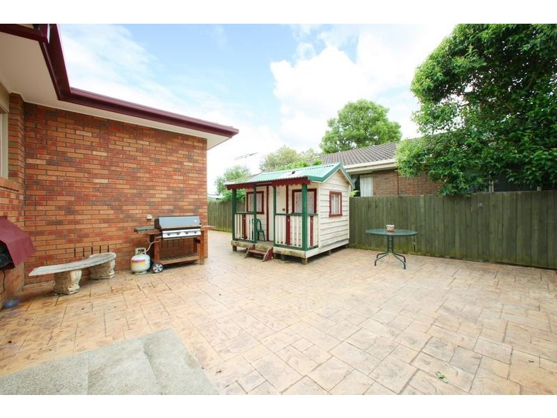 45 Severn Crescent, Rowville VIC 3178