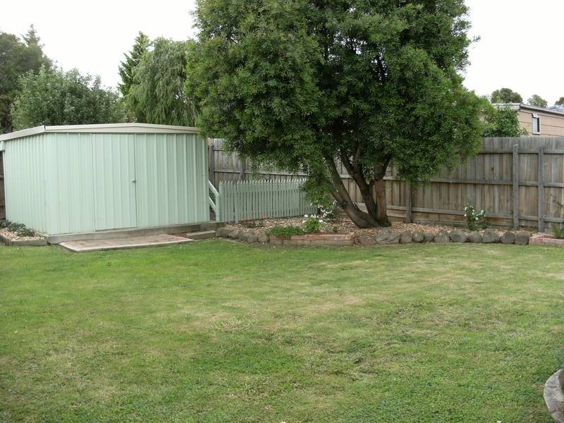4 Mitta Close, Rowville VIC 3178