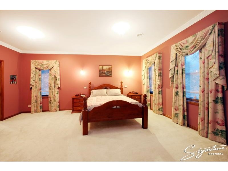 19 Clare Court, Rowville VIC 3178