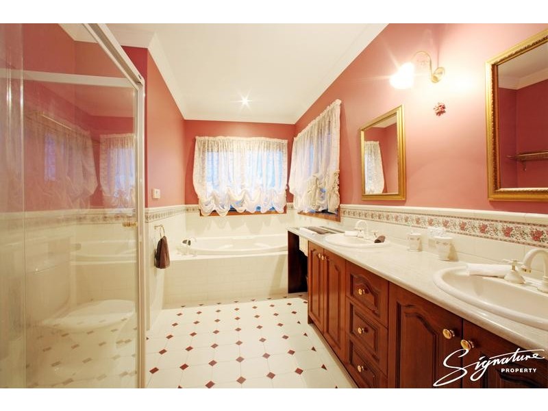 19 Clare Court, Rowville VIC 3178