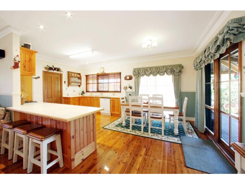 34 Windsor Drive, Lysterfield VIC 3156