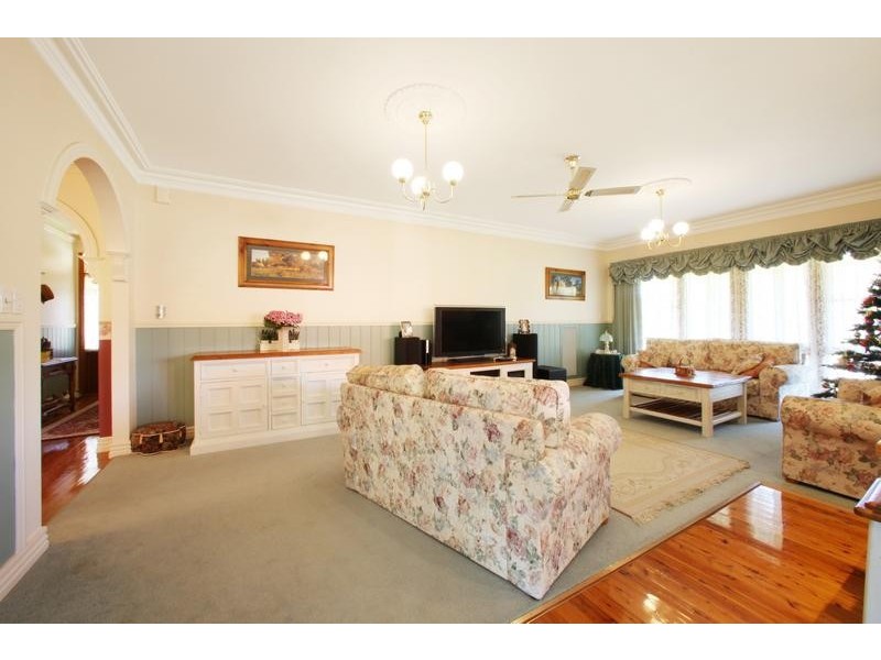 34 Windsor Drive, Lysterfield VIC 3156
