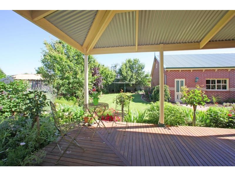 34 Windsor Drive, Lysterfield VIC 3156