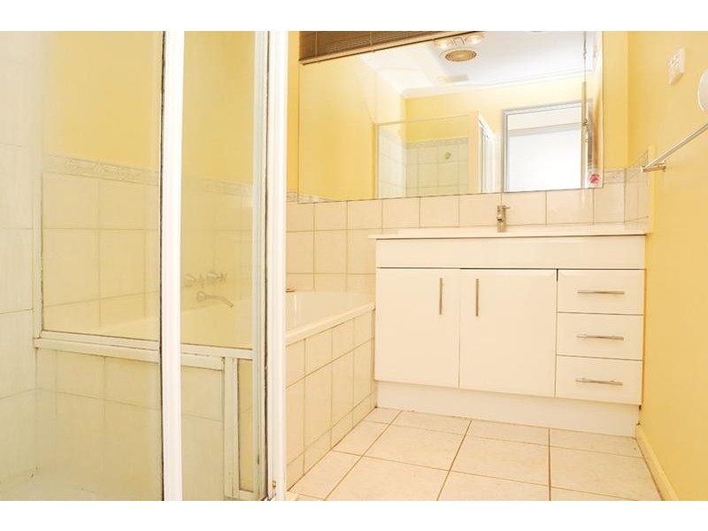 4 Hollyview Court, Rowville VIC 3178