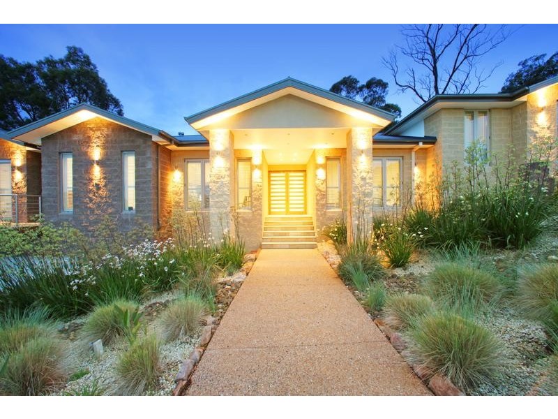 4 Hayes Court, Lysterfield VIC 3156