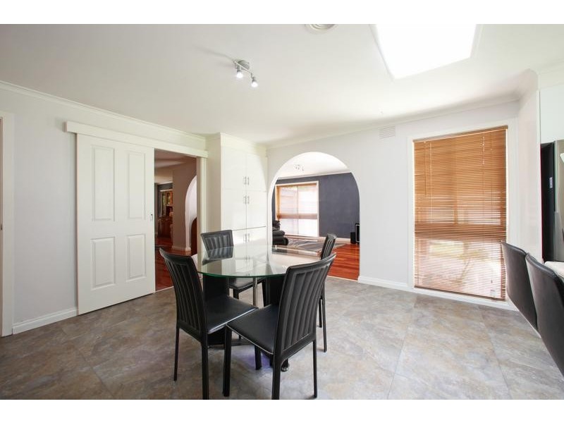 3 Bridgewater Way, Rowville VIC 3178