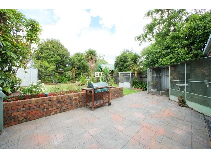 21 Metcalf Crescent, Rowville VIC 3178