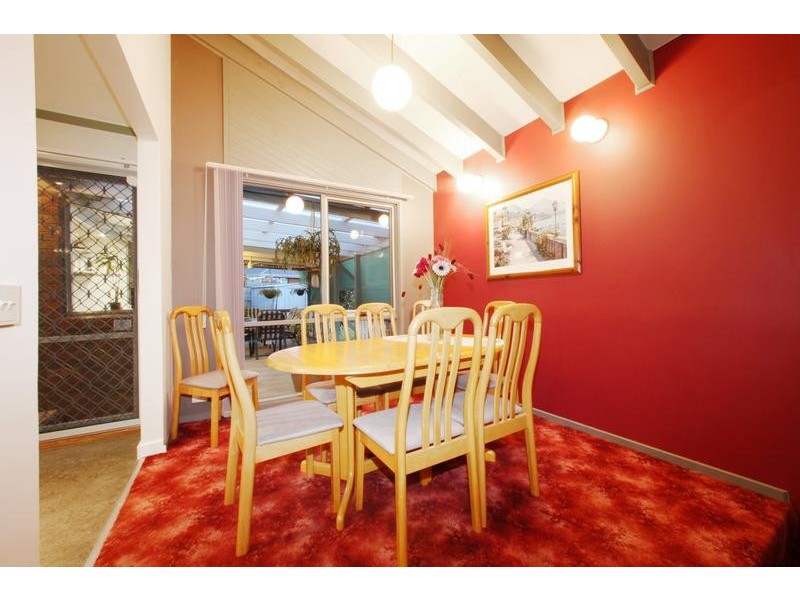 21 Metcalf Crescent, Rowville VIC 3178