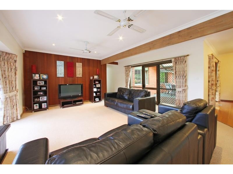 68 Timbertop Drive, Rowville VIC 3178