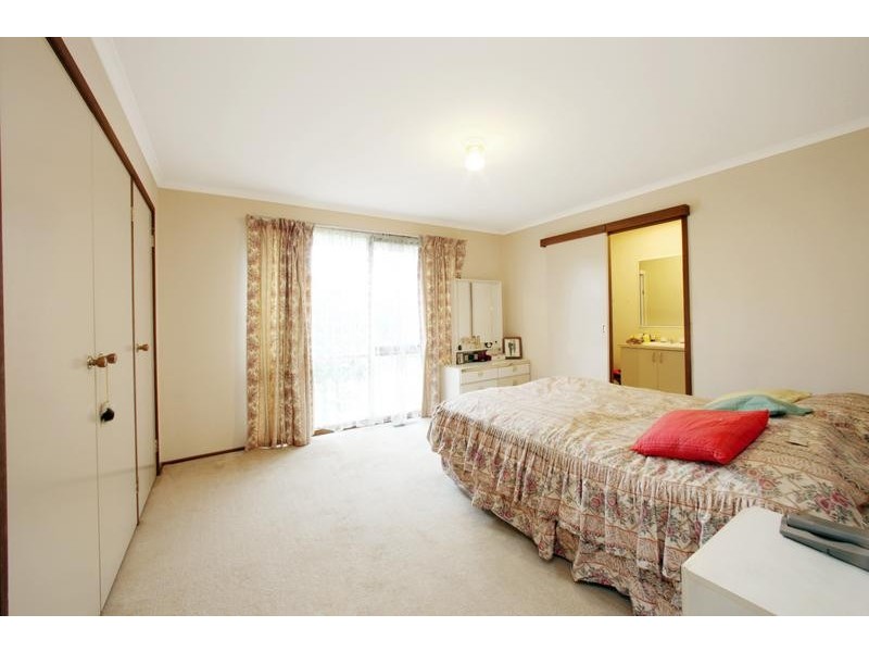 48 Kellbourne Drive, Rowville VIC 3178