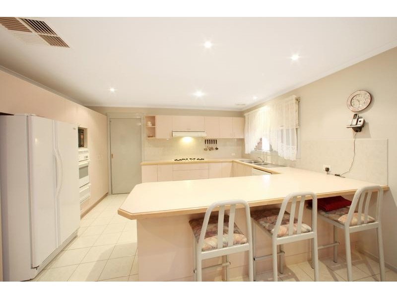 5 Stockdale Close, Ferntree Gully VIC 3156