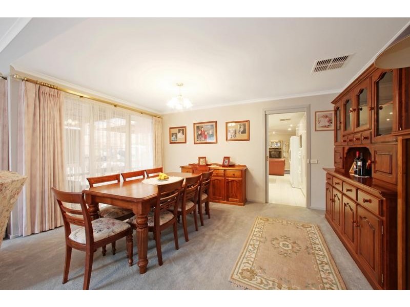 5 Stockdale Close, Ferntree Gully VIC 3156