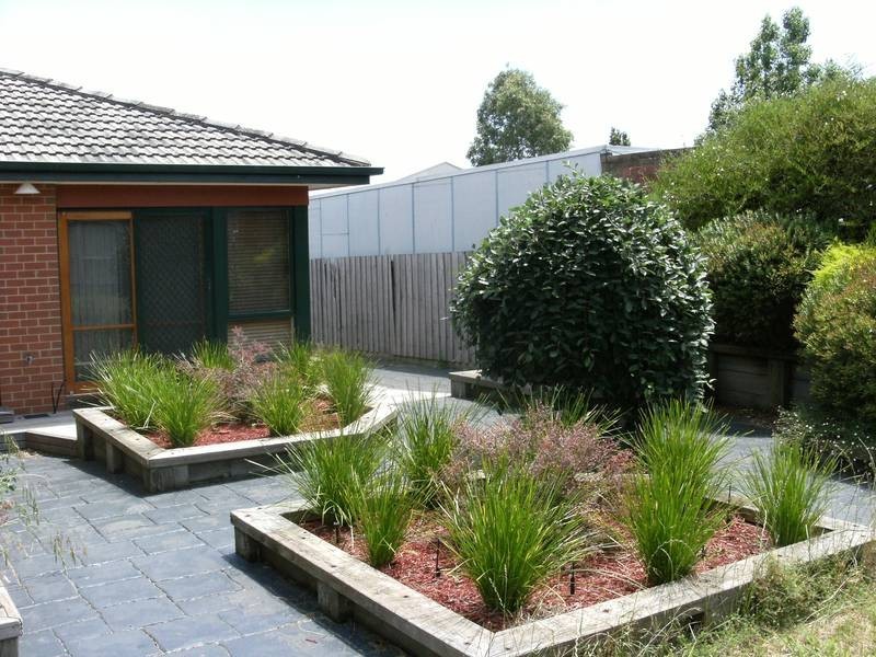 18 Fourth Ave, Rowville VIC 3178