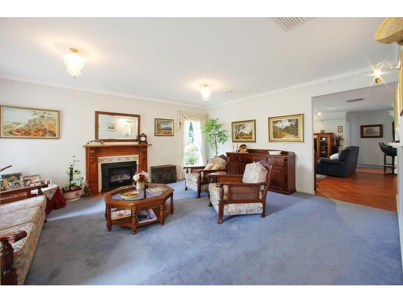 1 Mels Place, Lysterfield VIC 3156