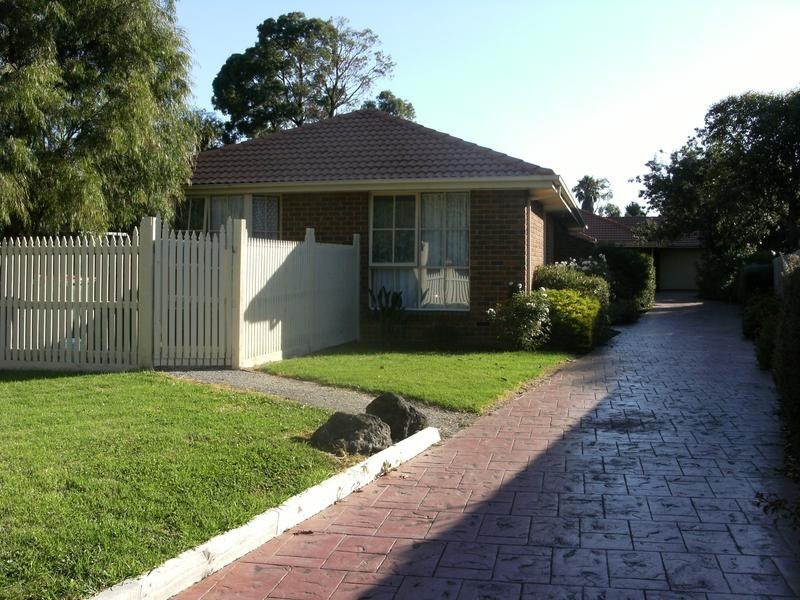 1/9 Cowin Court, Rowville VIC 3178