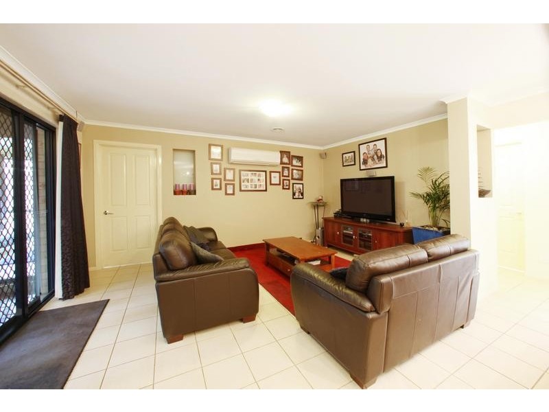 50 Kilcunda Drive, Rowville VIC 3178