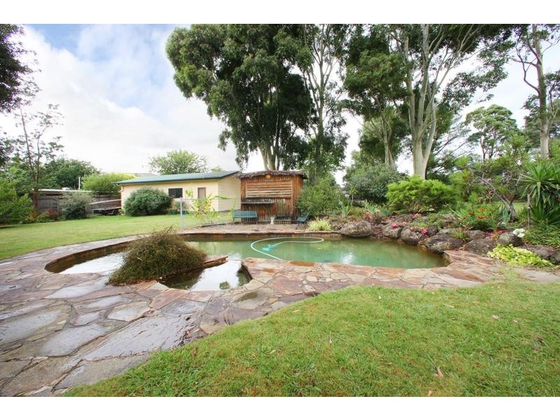 4 Norris Road, Rowville VIC 3178