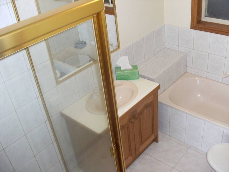 2/36 Boyanna Road, Glen Waverley VIC 3150