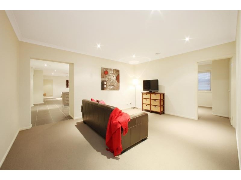 4 Koolamara Boulevard, Ferntree Gully VIC 3156